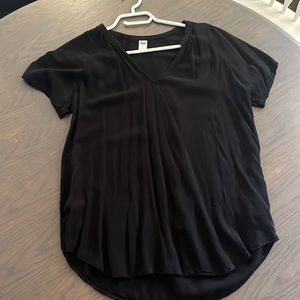 Old navy blouse size small